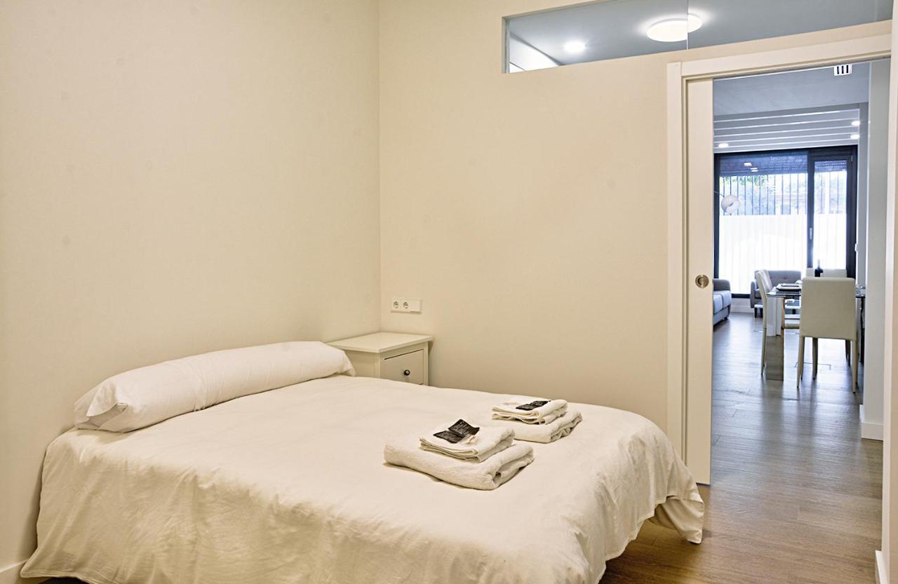Apartamento De Dos Dormitorios En Triana Sevilla Exteriör bild