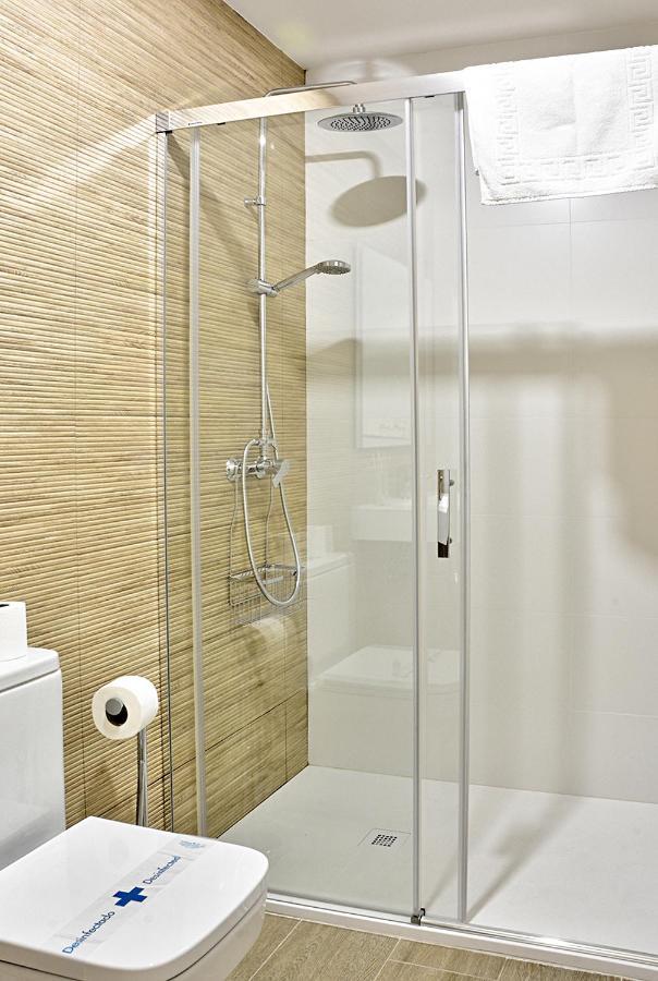Apartamento De Dos Dormitorios En Triana Sevilla Exteriör bild