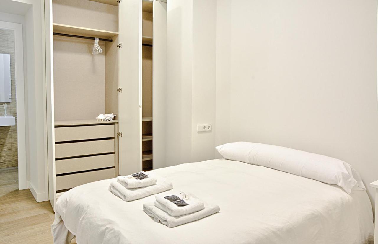 Apartamento De Dos Dormitorios En Triana Sevilla Exteriör bild